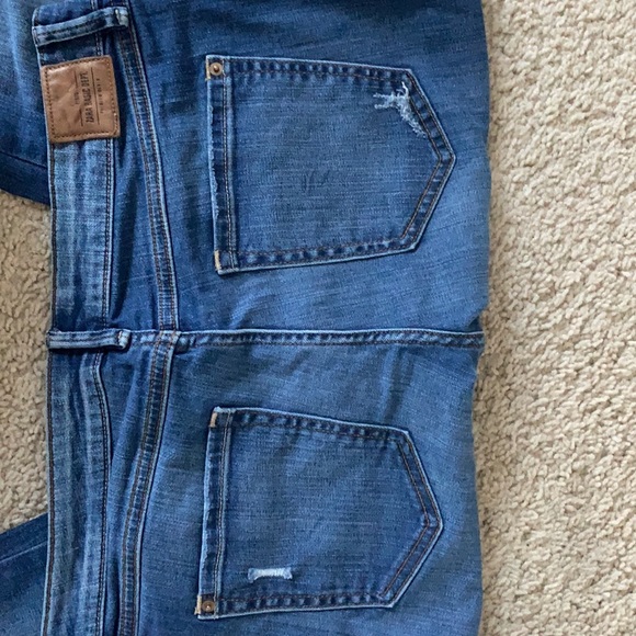 Jeans - Picture 3 of 4